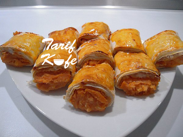 Patatesli Unlu Kıyır Börek